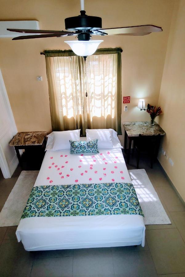 Bencastle Villa Gros Islet Exterior foto
